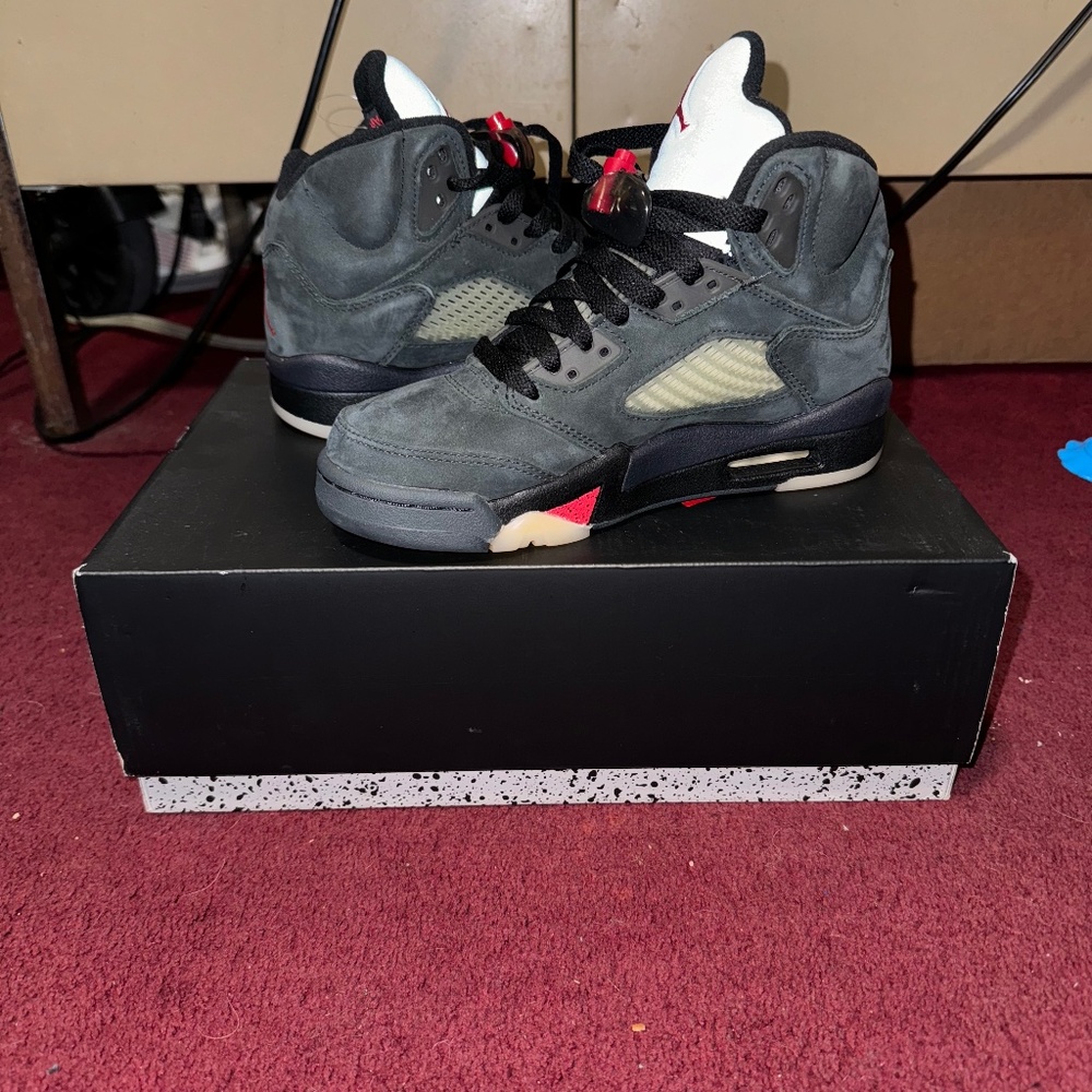 Gortex Jordan 5s - image 1
